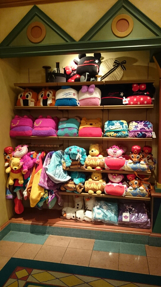 ディズニーで買えるブランケット