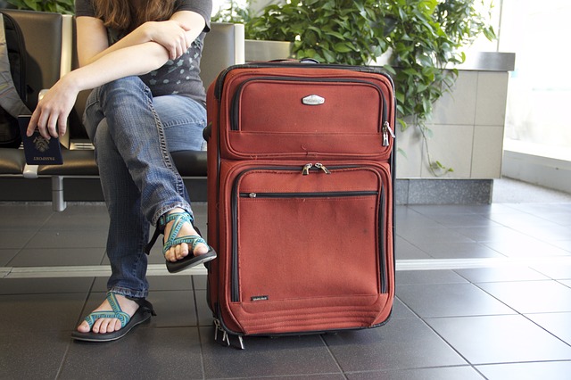 家族旅行の荷物は一つにまとめるべき？私の失敗談